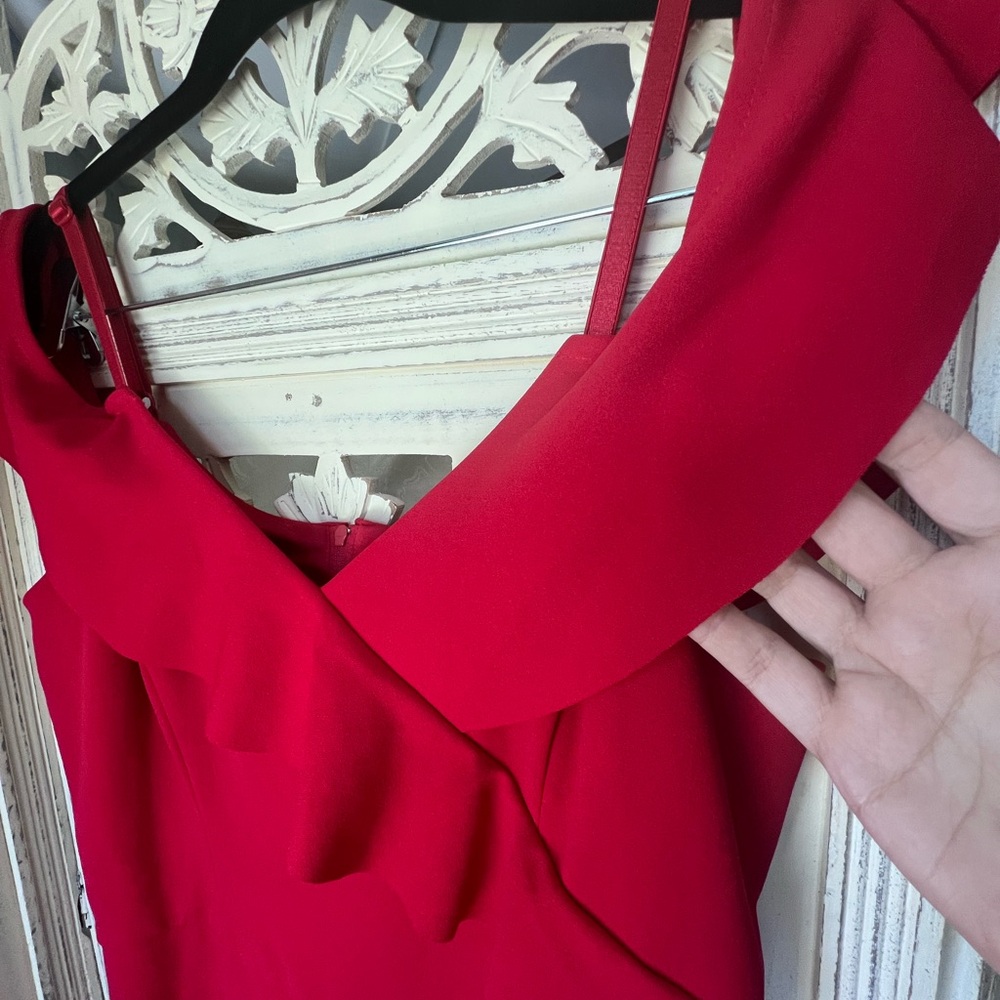 Off-Shoulder Ruffle Red jumper/pantsuit. - Picture 5 of 5